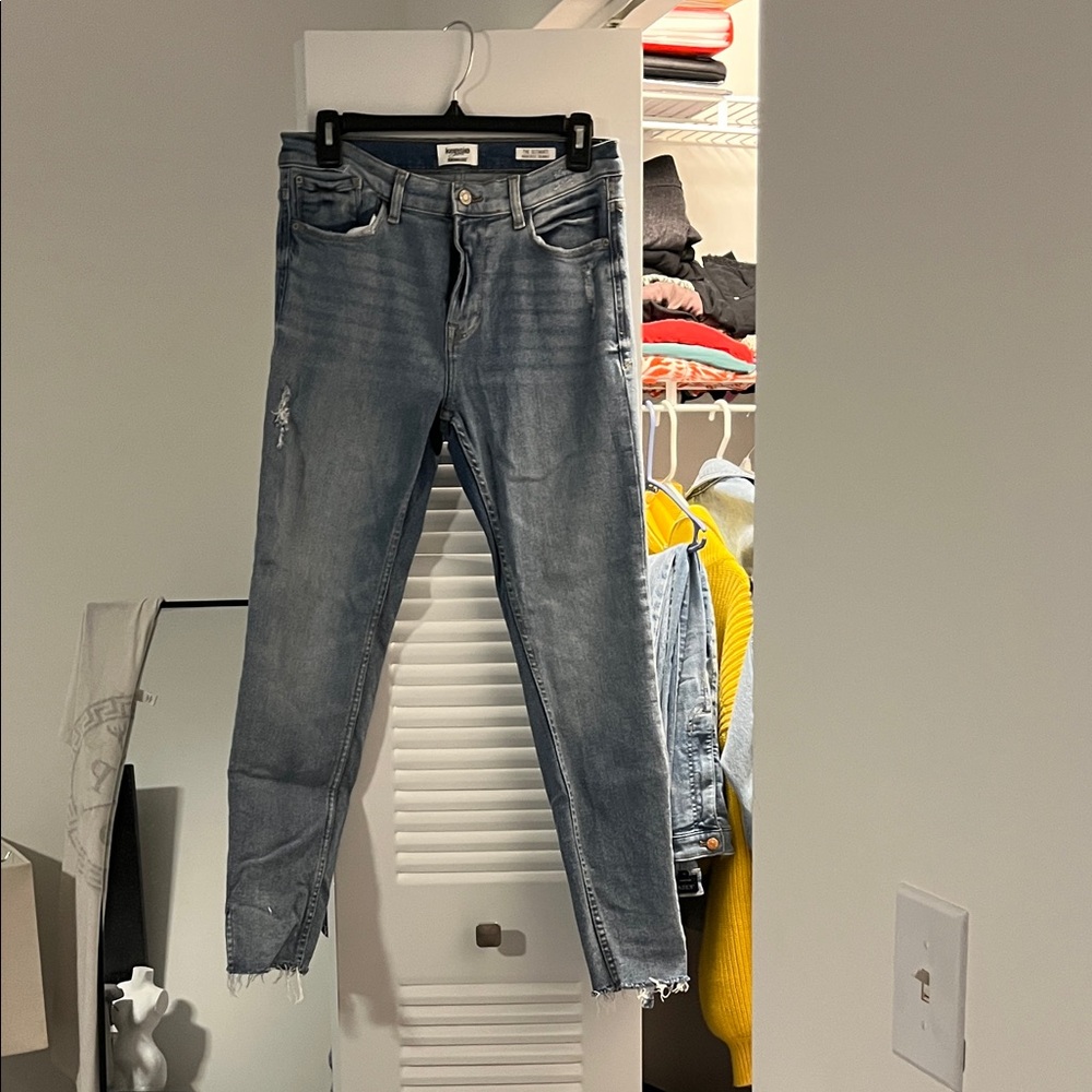 Kensie Distressed Light Blue Jeans